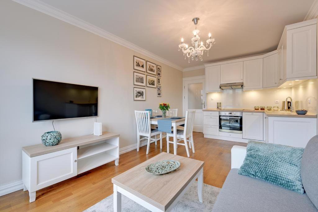 Long Gardens Oldtown Appartment 格但斯克 外观 照片
